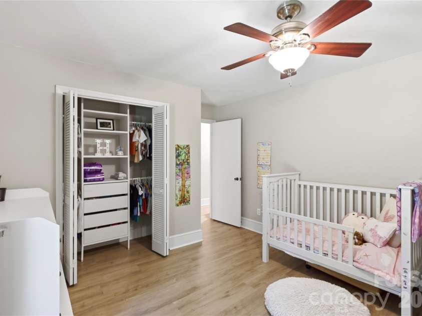 229 Cari Lane, Matthews, NC 28104.  MLS# CAR4401199, YatesRealty ID 38808. 