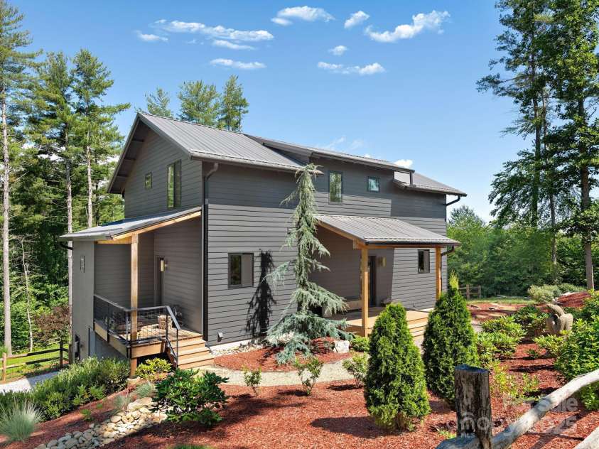 434 Creek Side Drive, Mills River, NC 28759.  MLS# CAR4307930, YatesRealty ID 3881. 