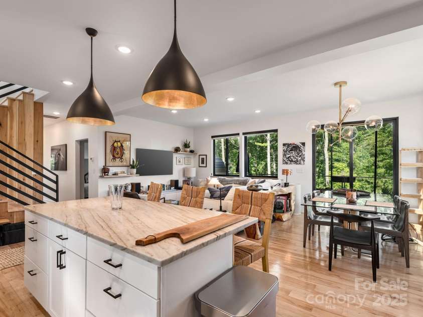 434 Creek Side Drive, Mills River, NC 28759.  MLS# CAR4307930, YatesRealty ID 3881. 