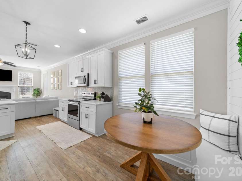 8034 Cottsbrooke Drive, Huntersville, NC 28078.  MLS# CAR4355601, YatesRealty ID 3881. 