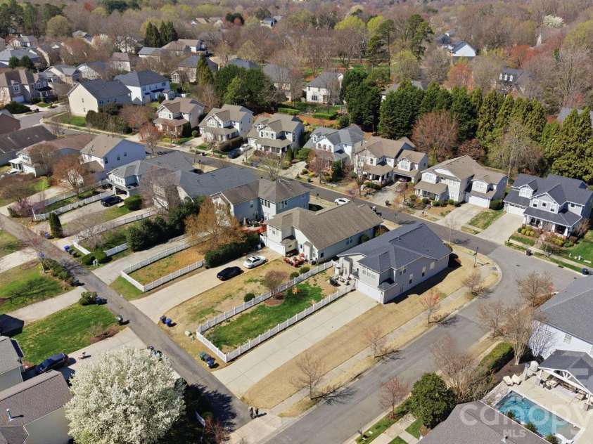 8034 Cottsbrooke Drive, Huntersville, NC 28078.  MLS# CAR4355601, YatesRealty ID 3881. 
