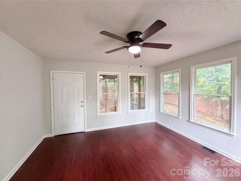 203 Park Drive, Kings Mountain, NC 28086.  MLS# CAR4405539, YatesRealty ID 38810. 