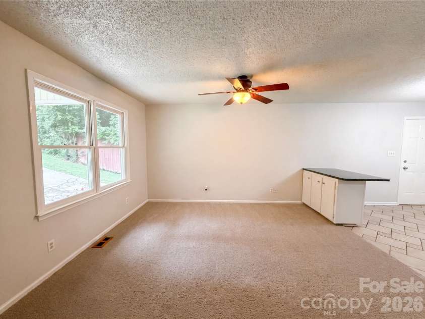 203 Park Drive, Kings Mountain, NC 28086.  MLS# CAR4405539, YatesRealty ID 38810. 