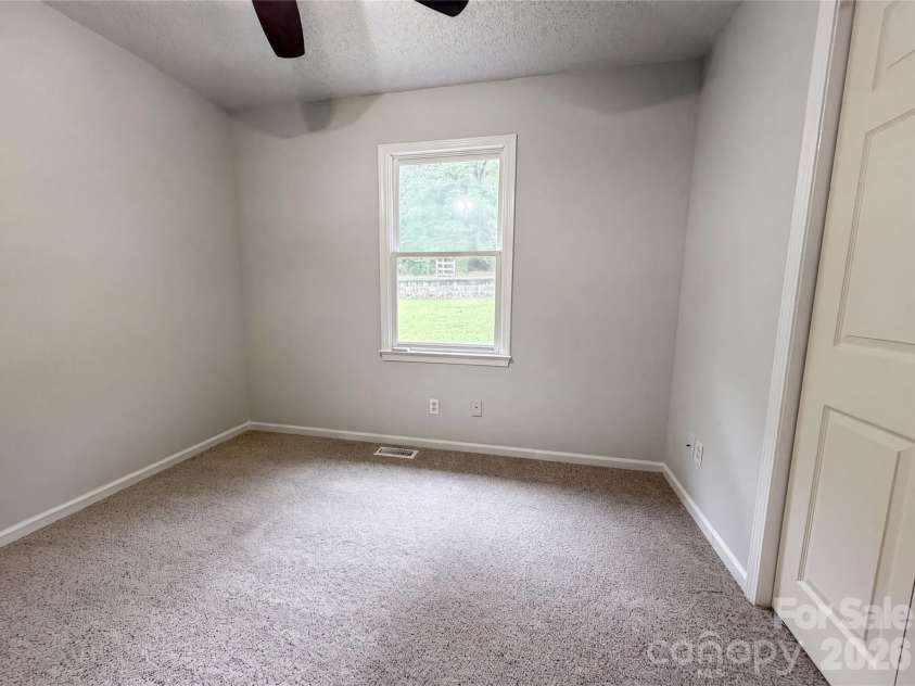 203 Park Drive, Kings Mountain, NC 28086.  MLS# CAR4405539, YatesRealty ID 38810. 