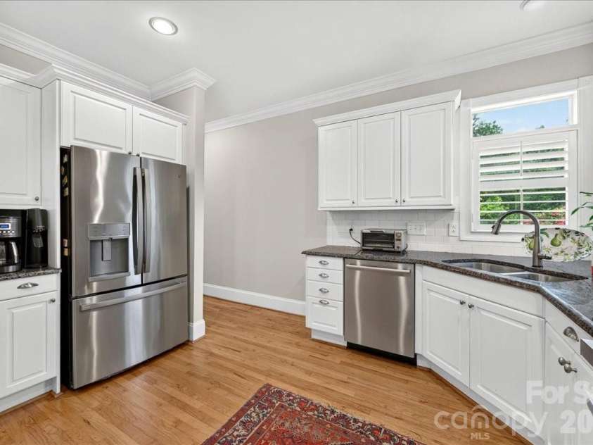 6784 Lynrose Court, Charlotte, NC 28226.  MLS# CAR4392258, YatesRealty ID 38813. 