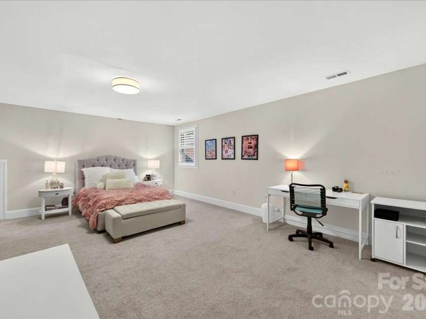 6784 Lynrose Court, Charlotte, NC 28226.  MLS# CAR4392258, YatesRealty ID 38813. 
