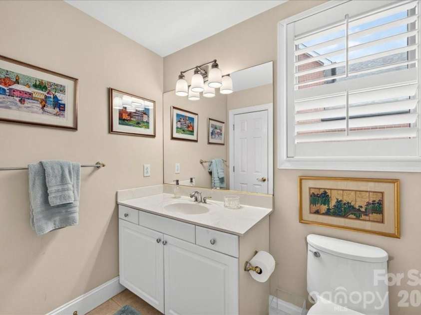 6784 Lynrose Court, Charlotte, NC 28226.  MLS# CAR4392258, YatesRealty ID 38813. 