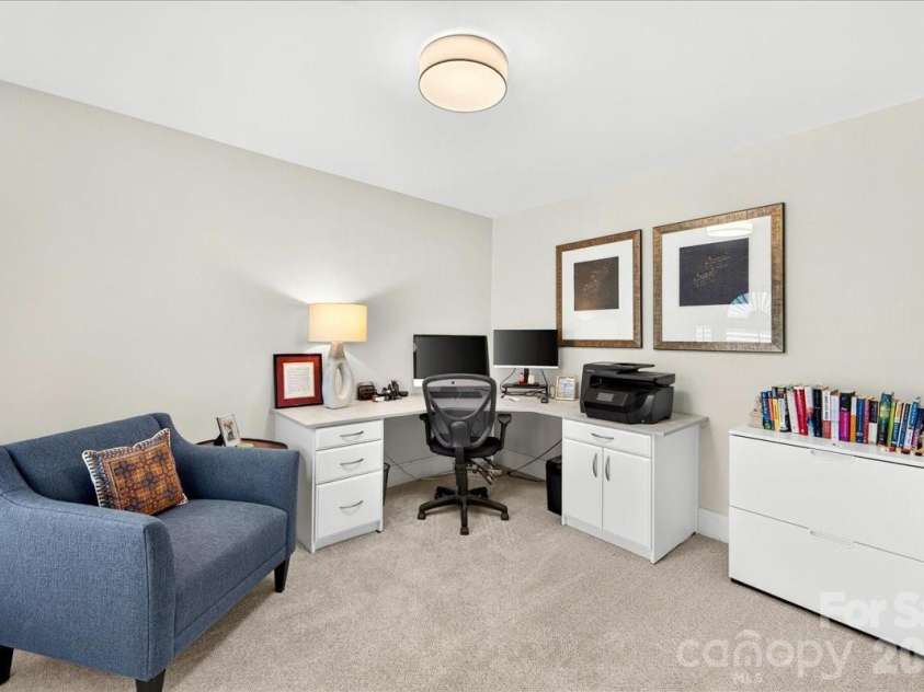 6784 Lynrose Court, Charlotte, NC 28226.  MLS# CAR4392258, YatesRealty ID 38813. 