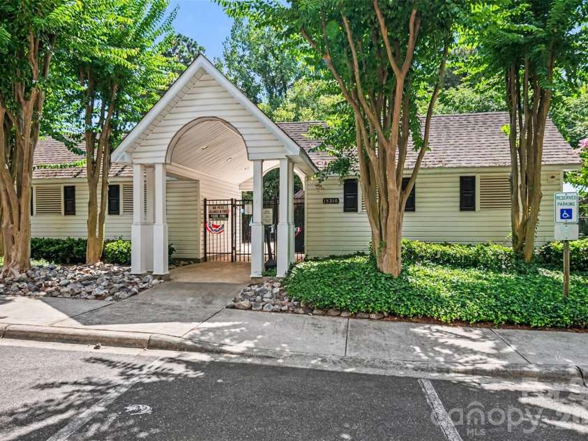 12683 Bluestem Lane, Charlotte, NC 28277.  MLS# CAR4400985, YatesRealty ID 38814. 