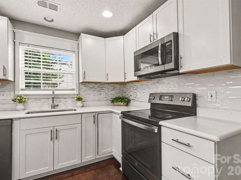 12683 Bluestem Lane, Charlotte, NC 28277.  MLS# CAR4400985, YatesRealty ID 38814. 
