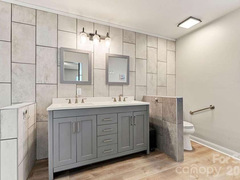 7132 Clear Crossing Lane, Mint Hill, NC 28227.  MLS# CAR4404373, YatesRealty ID 38815. 
