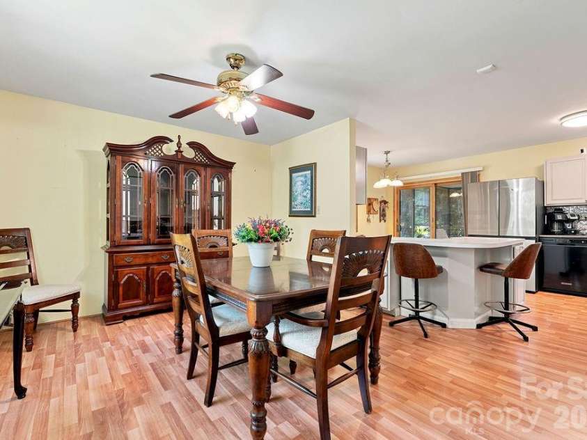 7132 Clear Crossing Lane, Mint Hill, NC 28227.  MLS# CAR4404373, YatesRealty ID 38815. Dining Room Main Level