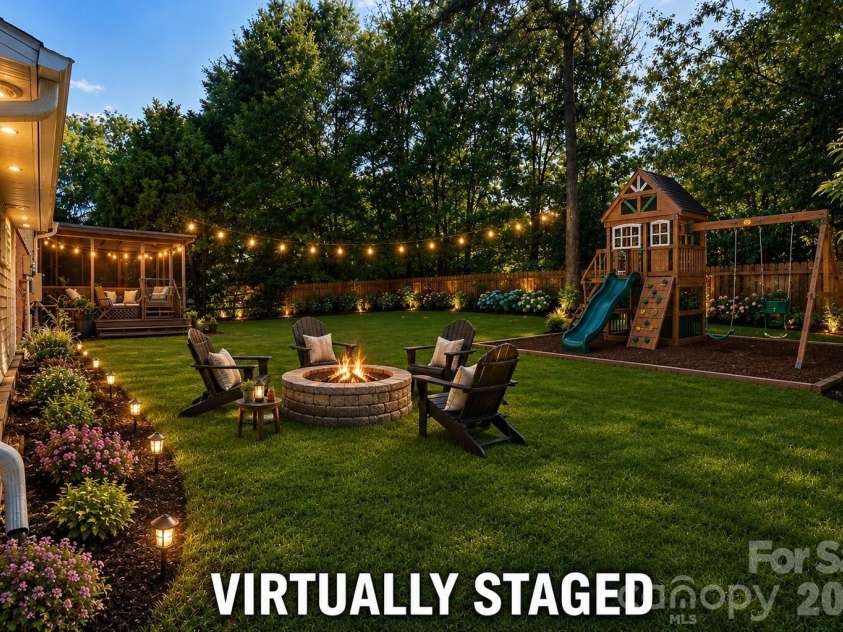 7132 Clear Crossing Lane, Mint Hill, NC 28227.  MLS# CAR4404373, YatesRealty ID 38815. Virtually Staged Back Yard