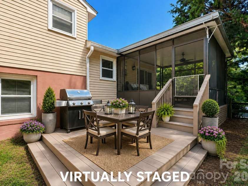 7132 Clear Crossing Lane, Mint Hill, NC 28227.  MLS# CAR4404373, YatesRealty ID 38815. Virtually Staged Deck (Daytime)