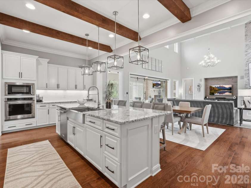 1124 Ladera Drive, Waxhaw, NC 28173.  MLS# CAR4396719, YatesRealty ID 38817. 