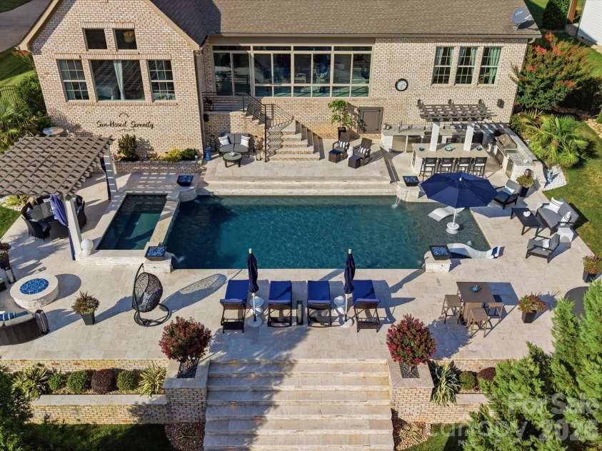1124 Ladera Drive, Waxhaw, NC 28173.  MLS# CAR4396719, YatesRealty ID 38817. 