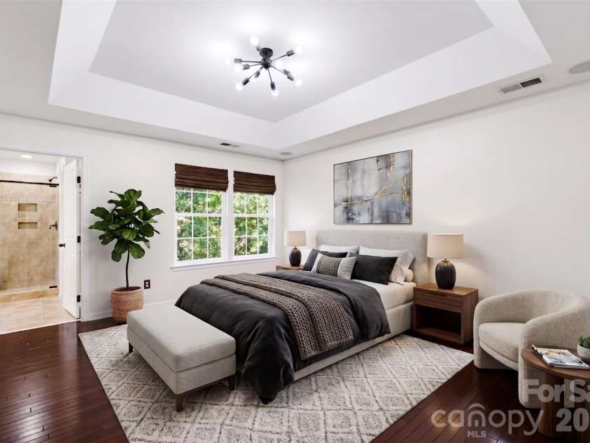 225 Lincoln Street, Charlotte, NC 28203.  MLS# CAR4402085, YatesRealty ID 38818. 