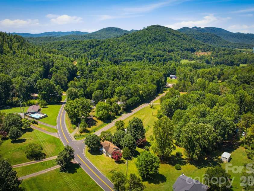 1430 Enola Road, Morganton, NC 28655.  MLS# CAR4404320, YatesRealty ID 38819. 