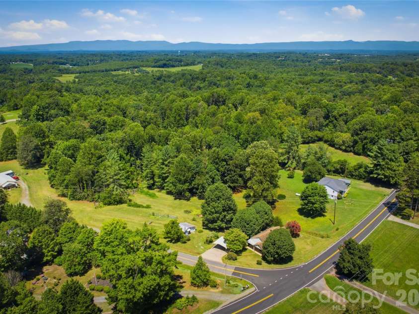 1430 Enola Road, Morganton, NC 28655.  MLS# CAR4404320, YatesRealty ID 38819. 