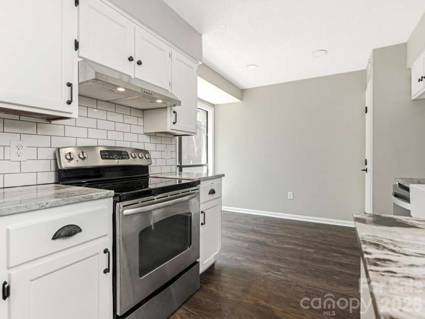 7378 Winery Lane, Charlotte, NC 28227.  MLS# CAR4146515, YatesRealty ID 3882. 