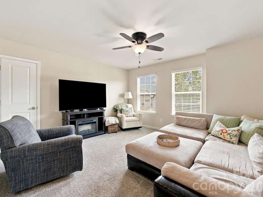1608 Palazzo Drive, Waxhaw, NC 28173.  MLS# CAR4403843, YatesRealty ID 38821. 