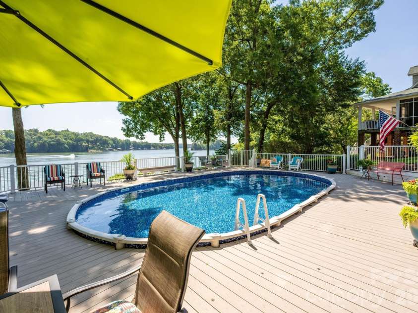 8470 Marina Lane, Catawba, NC 28609.  MLS# CAR4402450, YatesRealty ID 38823. 