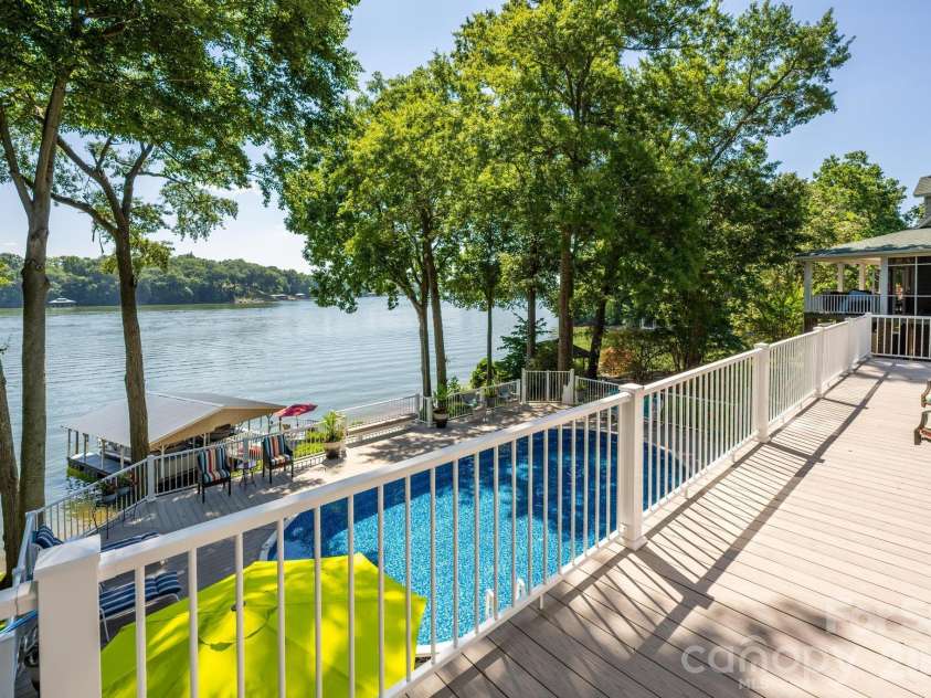 8470 Marina Lane, Catawba, NC 28609.  MLS# CAR4402450, YatesRealty ID 38823. 