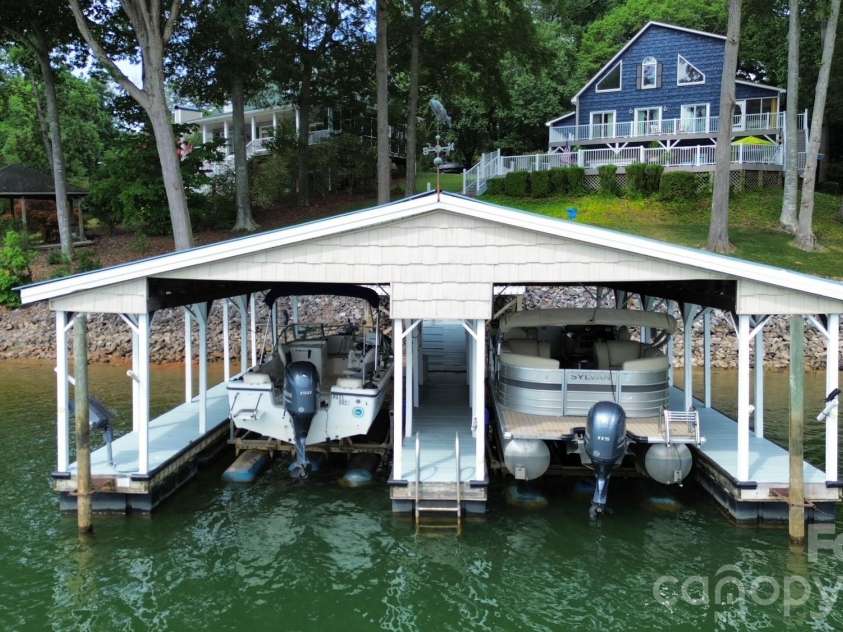 8470 Marina Lane, Catawba, NC 28609.  MLS# CAR4402450, YatesRealty ID 38823. Double boat dock.