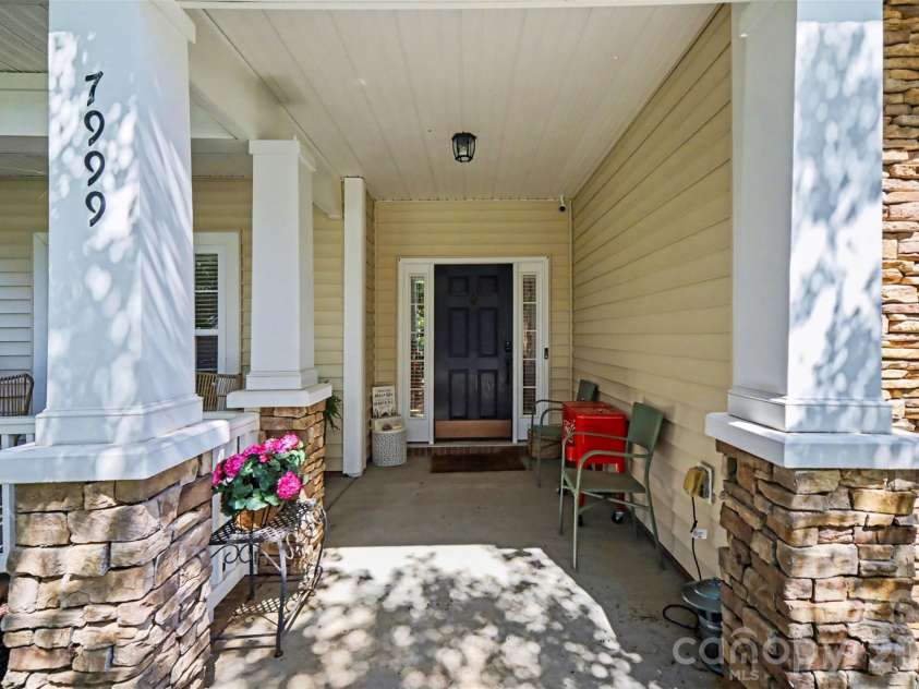 7999 Worth Way, Denver, NC 28037.  MLS# CAR4396901, YatesRealty ID 38824. 