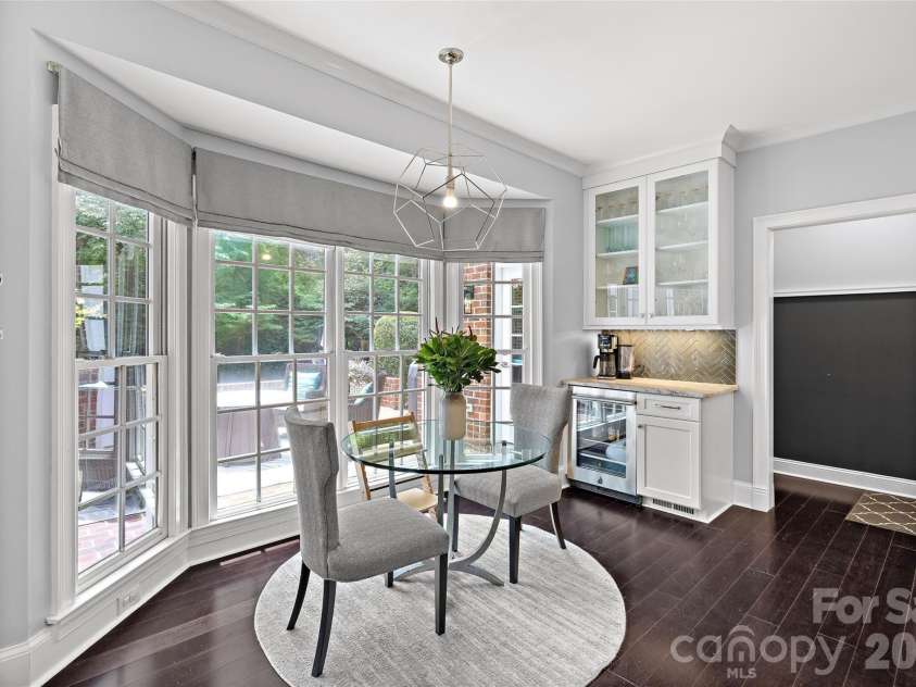 4533 Noras Path Road, Charlotte, NC 28226.  MLS# CAR4396655, YatesRealty ID 38825. 