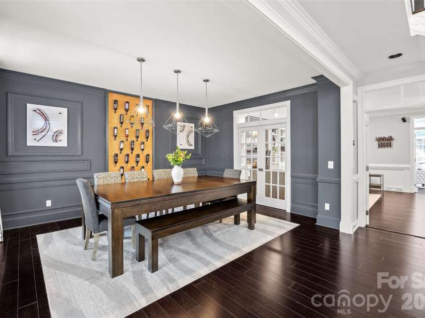 4533 Noras Path Road, Charlotte, NC 28226.  MLS# CAR4396655, YatesRealty ID 38825. 