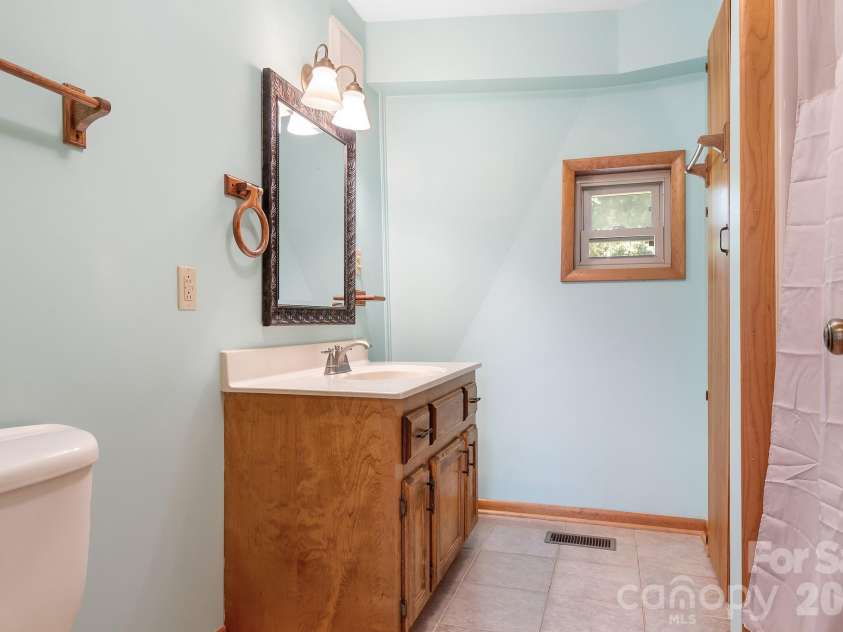 6351 Wildwood Trail, Denver, NC 28037.  MLS# CAR4398250, YatesRealty ID 38826. 