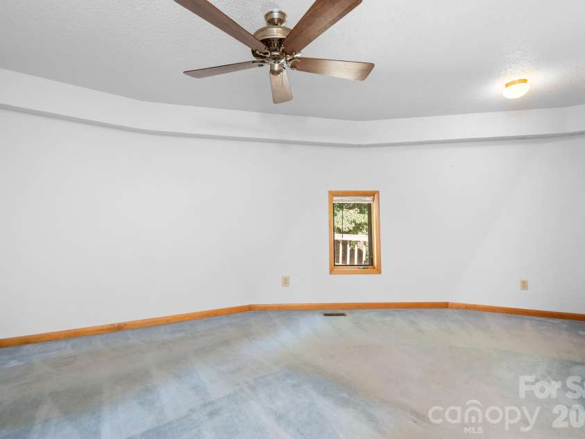 6351 Wildwood Trail, Denver, NC 28037.  MLS# CAR4398250, YatesRealty ID 38826. 