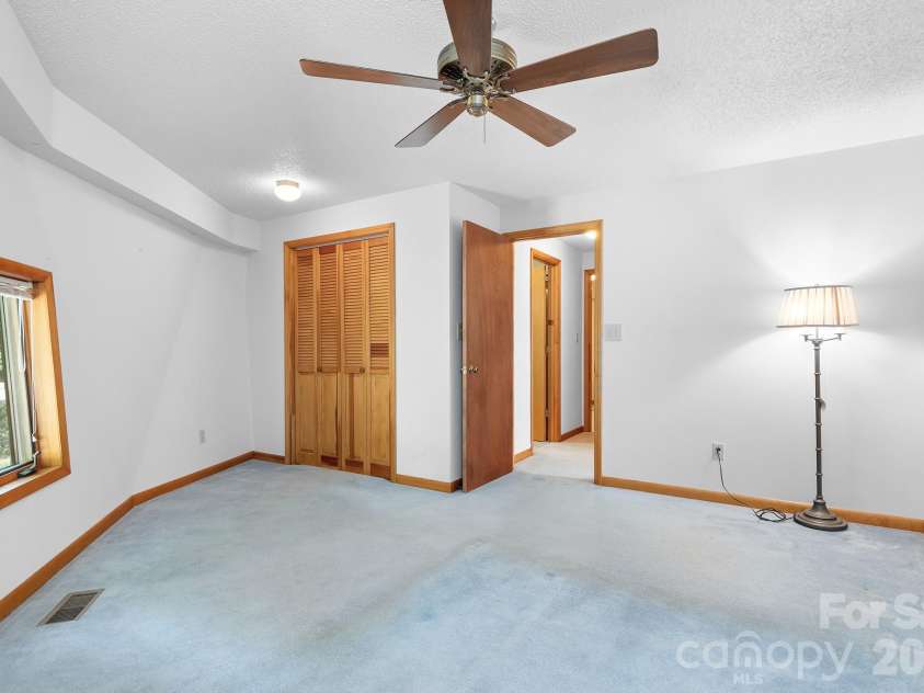 6351 Wildwood Trail, Denver, NC 28037.  MLS# CAR4398250, YatesRealty ID 38826. 
