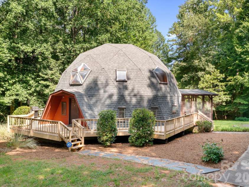 6351 Wildwood Trail, Denver, NC 28037.  MLS# CAR4398250, YatesRealty ID 38826. 