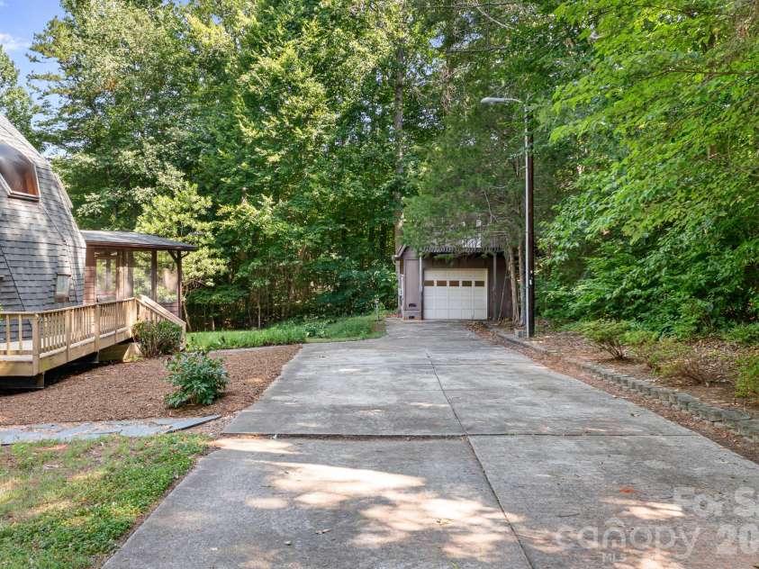 6351 Wildwood Trail, Denver, NC 28037.  MLS# CAR4398250, YatesRealty ID 38826. 