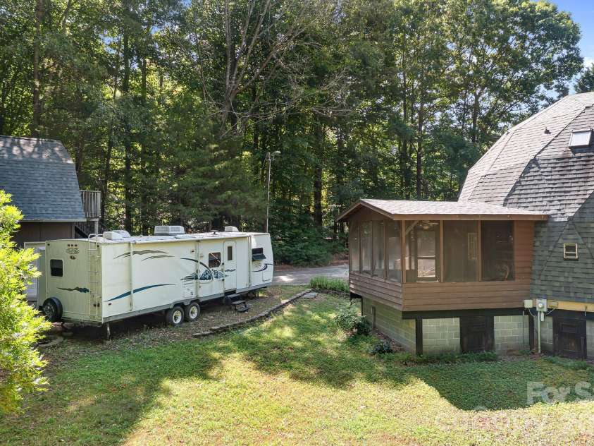 6351 Wildwood Trail, Denver, NC 28037.  MLS# CAR4398250, YatesRealty ID 38826. 