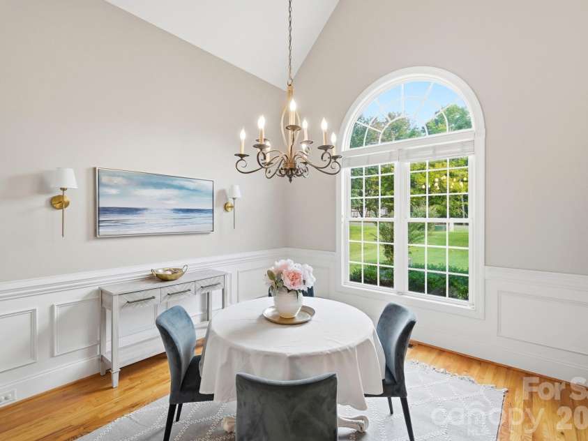 106 Spinnaker Bay Lane, Lake Wylie, SC 29710.  MLS# CAR4431298, YatesRealty ID 38827. Formal Dinning
