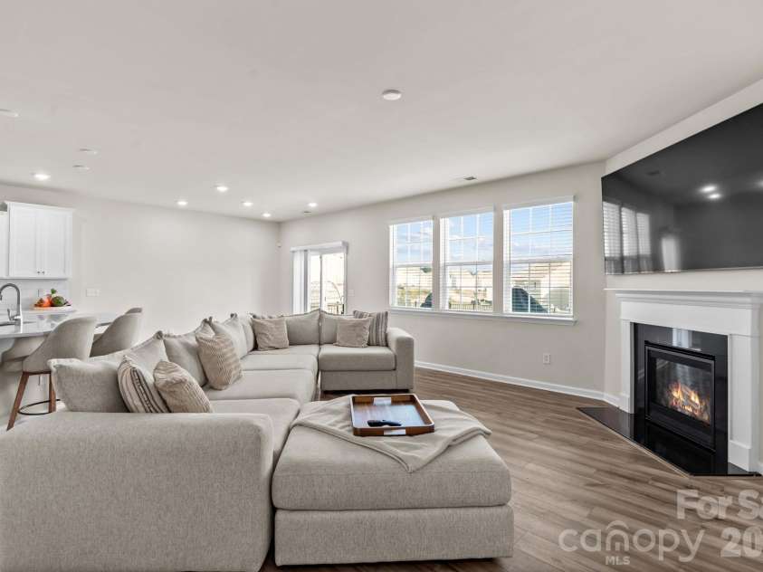 206 Abersham Drive, Mooresville, NC 28115.  MLS# CAR4400751, YatesRealty ID 38828. 