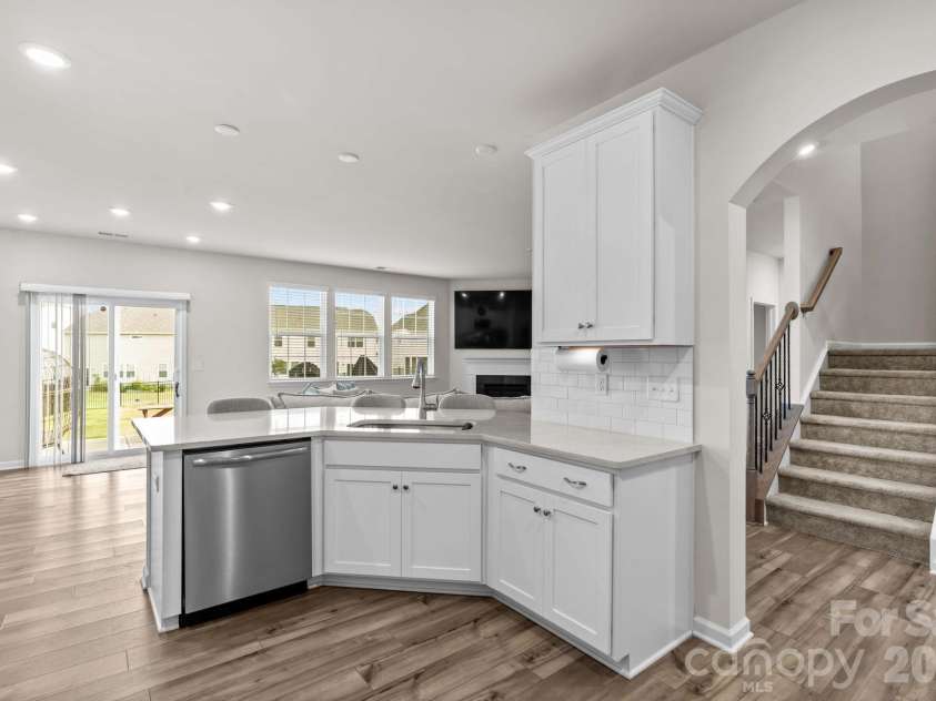 206 Abersham Drive, Mooresville, NC 28115.  MLS# CAR4400751, YatesRealty ID 38828. 