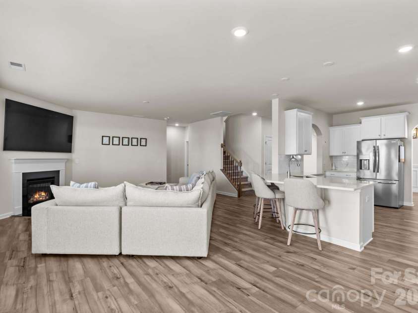 206 Abersham Drive, Mooresville, NC 28115.  MLS# CAR4400751, YatesRealty ID 38828. 