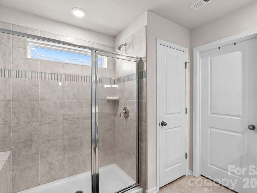 206 Abersham Drive, Mooresville, NC 28115.  MLS# CAR4400751, YatesRealty ID 38828. 