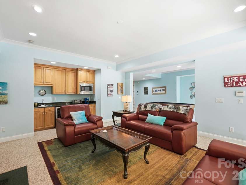 166 Atlantic Way, Mooresville, NC 28117.  MLS# CAR4401198, YatesRealty ID 38829. 
