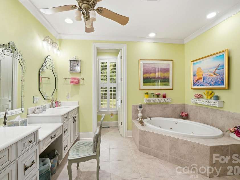 166 Atlantic Way, Mooresville, NC 28117.  MLS# CAR4401198, YatesRealty ID 38829. Master Bathroom