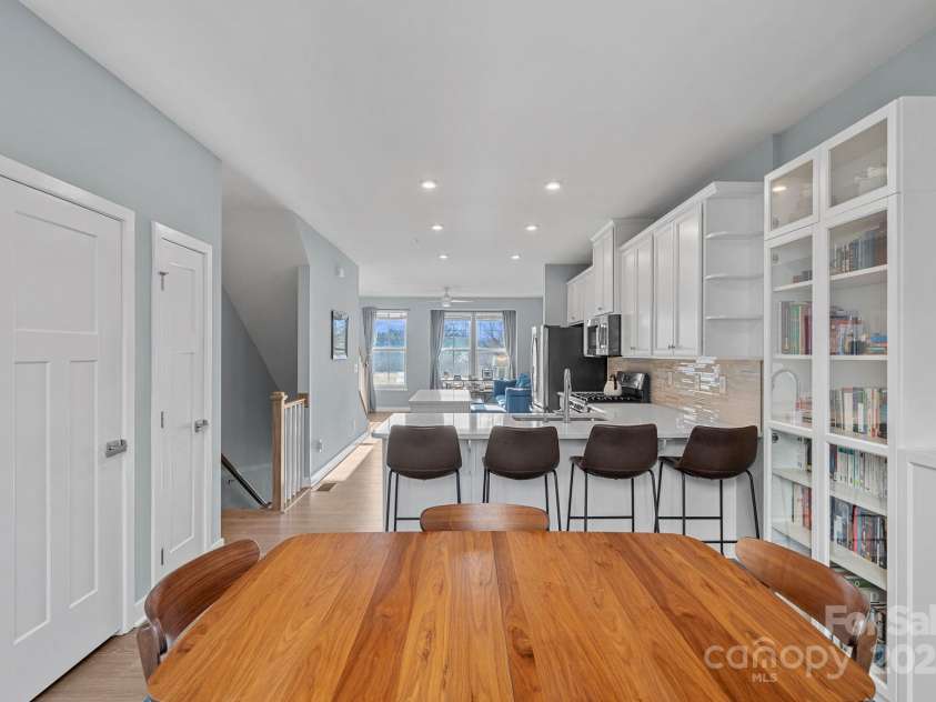 1263 Caldwell Street, Charlotte, NC 28206.  MLS# CAR4327140, YatesRealty ID 3883. 