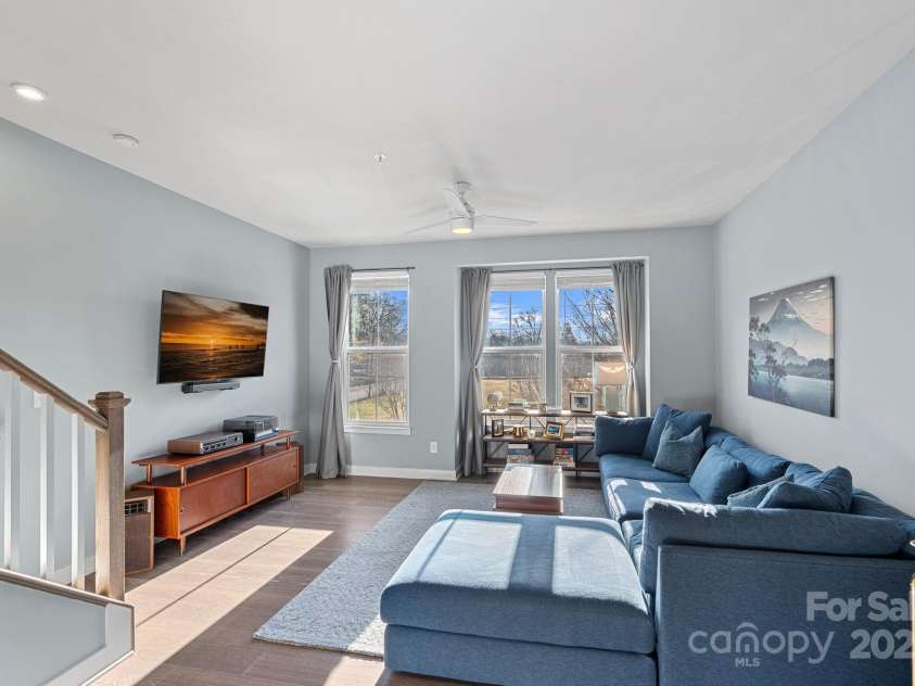 1263 Caldwell Street, Charlotte, NC 28206.  MLS# CAR4327140, YatesRealty ID 3883. 