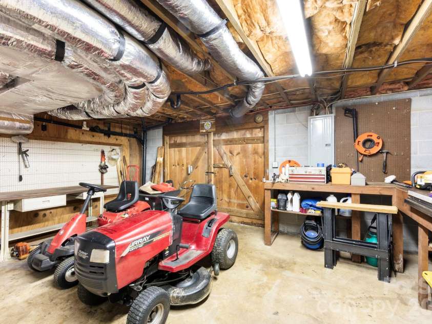82 Sharon Road, Fairview, NC 28730.  MLS# CAR4404789, YatesRealty ID 38830. Has Large Double Doors for Easy Access
