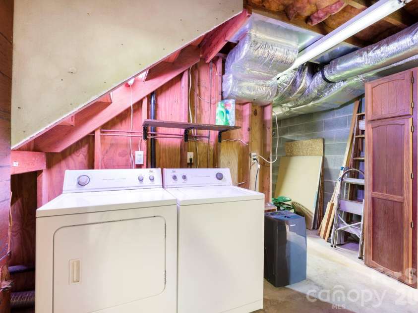 82 Sharon Road, Fairview, NC 28730.  MLS# CAR4404789, YatesRealty ID 38830. Laundry Area (Washer and Dryer Convey)
