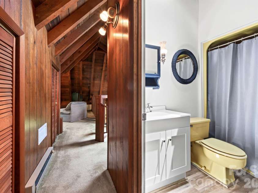 82 Sharon Road, Fairview, NC 28730.  MLS# CAR4404789, YatesRealty ID 38830. With another full bathroom