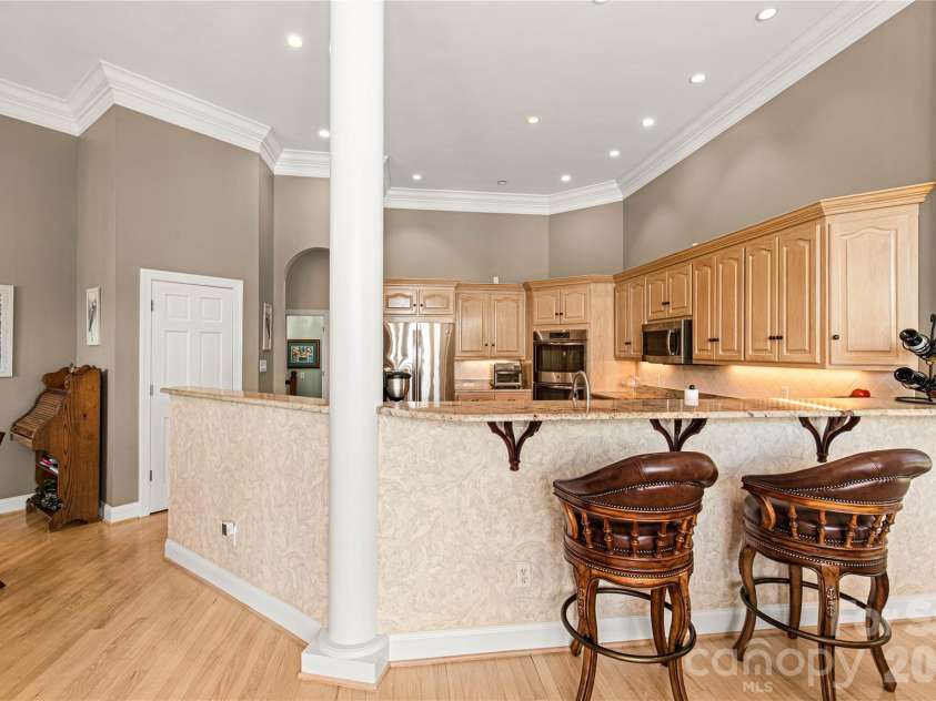 747 Shoreline Drive, Lancaster, SC 29720.  MLS# CAR4399285, YatesRealty ID 38831. 